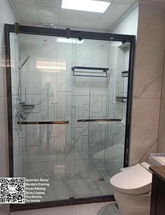 Bathrooms-Master Bathroom