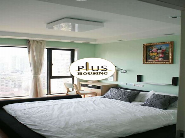 Bedrooms-Master Bedroom