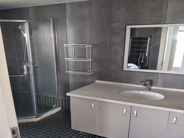 Bathrooms-Master Bathroom