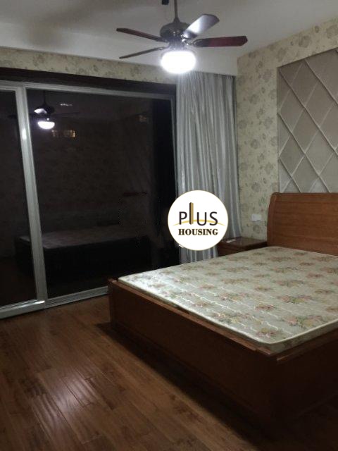 Bedrooms-Master Bedroom