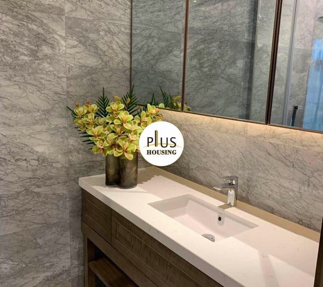 Bathrooms-Master Bathroom