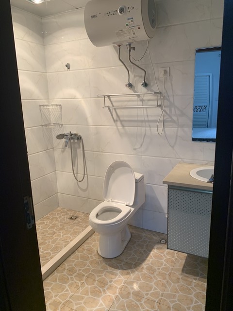 Bathrooms-Master Bathroom