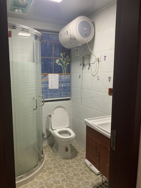 Bathrooms-2nd Bathroom