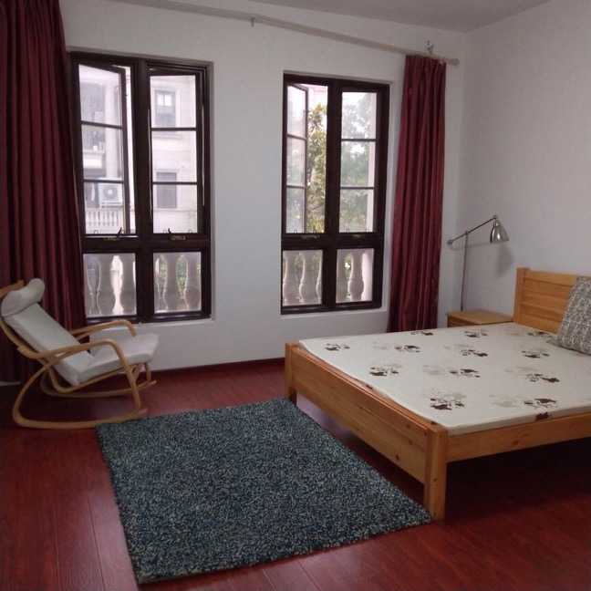 Bedrooms-Master Bedroom