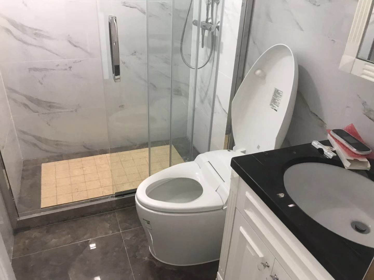 Bathrooms-Master Bathroom