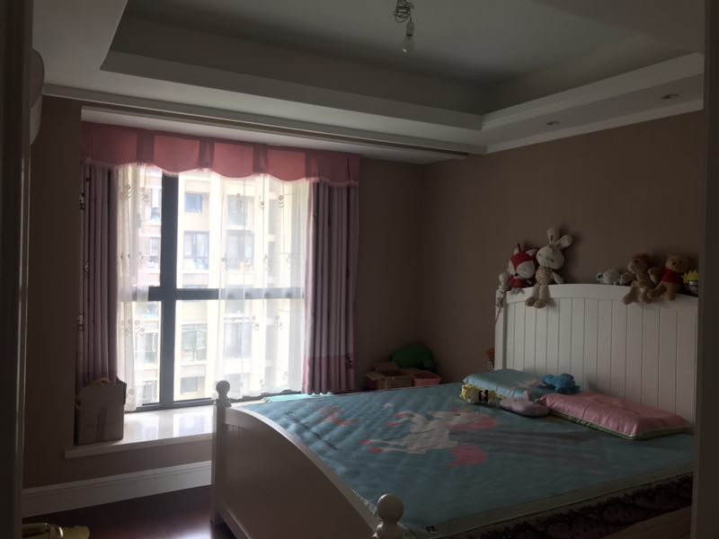 Bedrooms-Kids' Bedroom