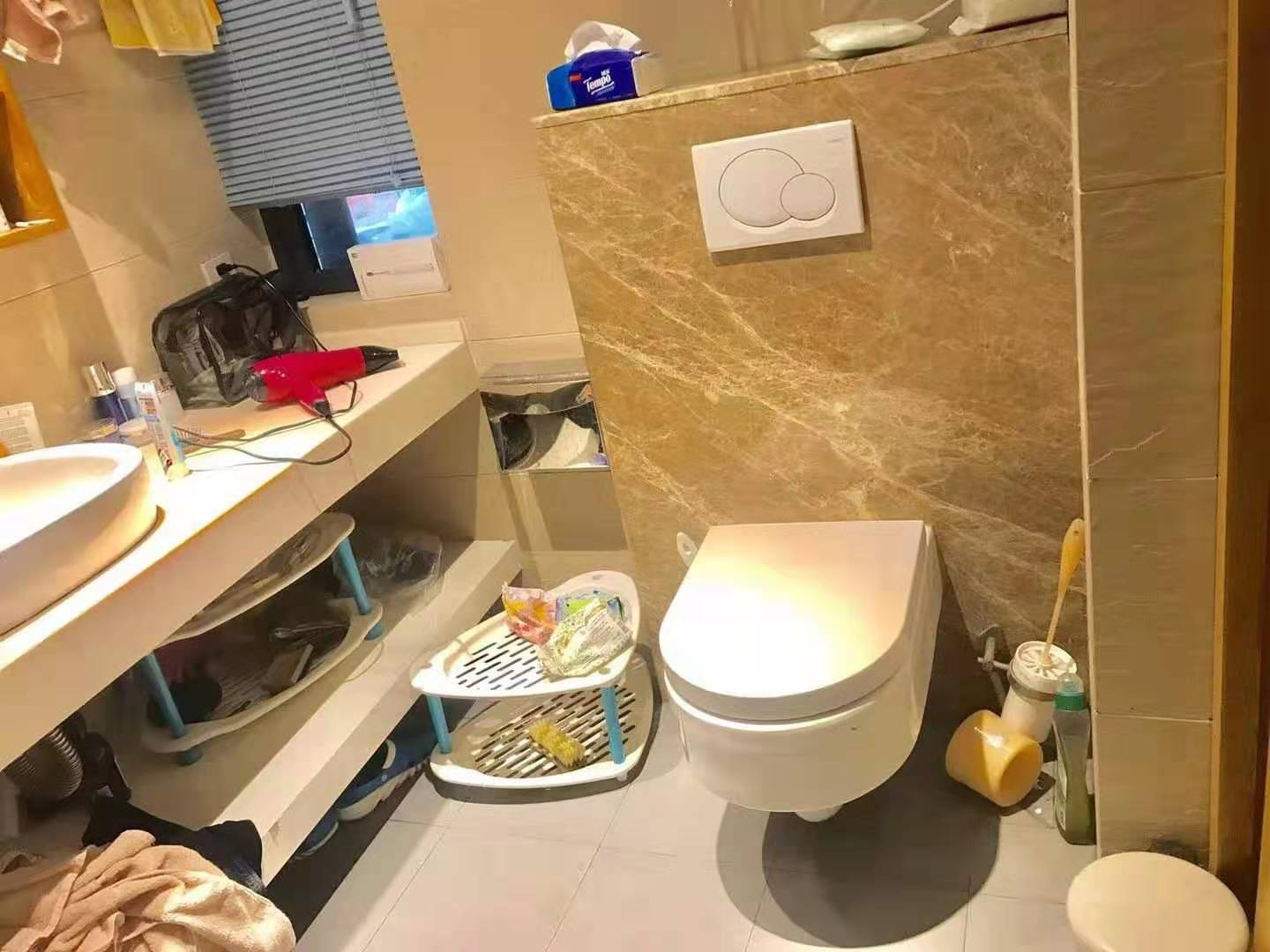 Bathrooms-Master Bathroom