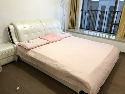 Bedrooms-Master Bedroom