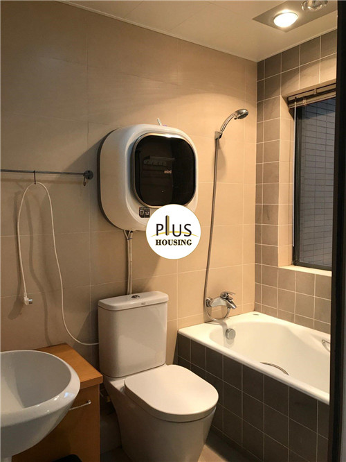 Bathrooms-Master Bathroom