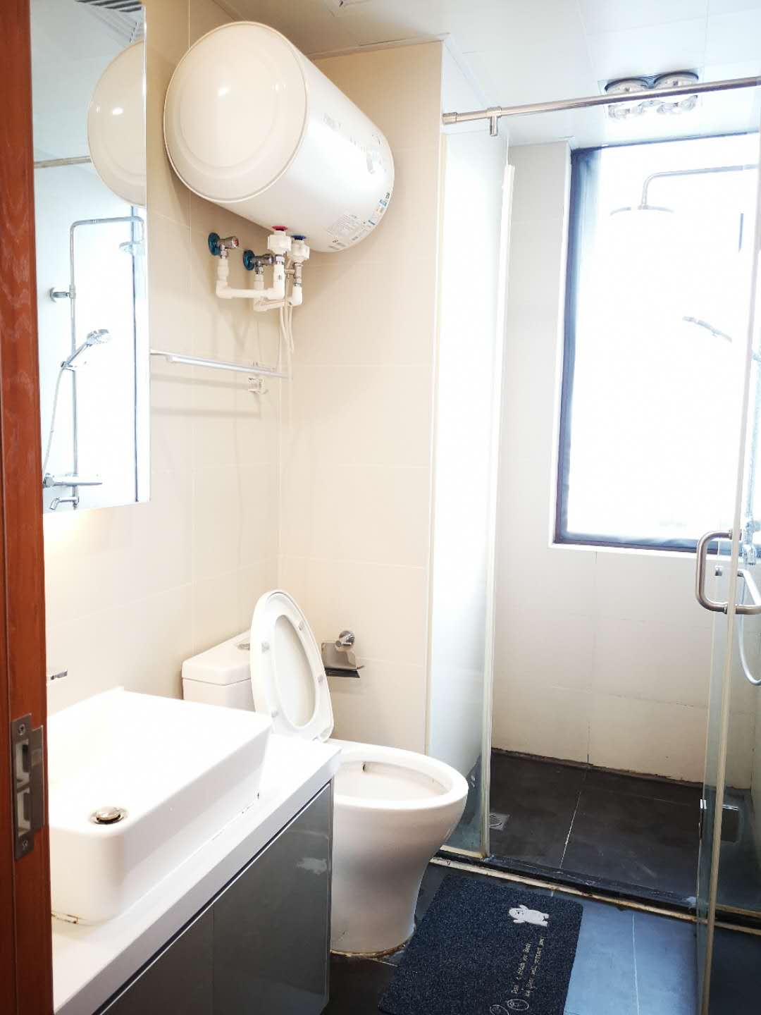Bathrooms-Master Bathroom