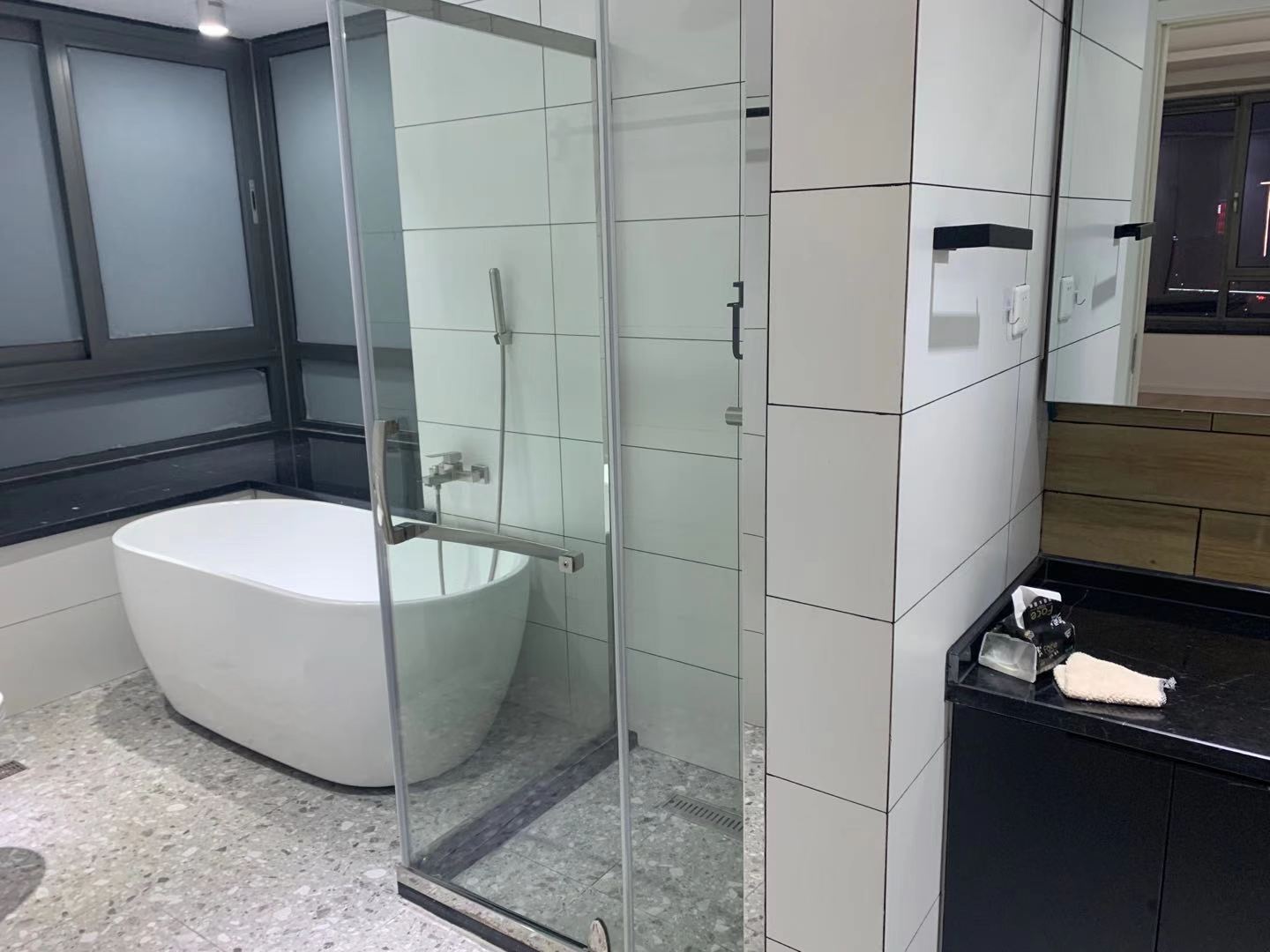 Bathrooms-Master Bathroom