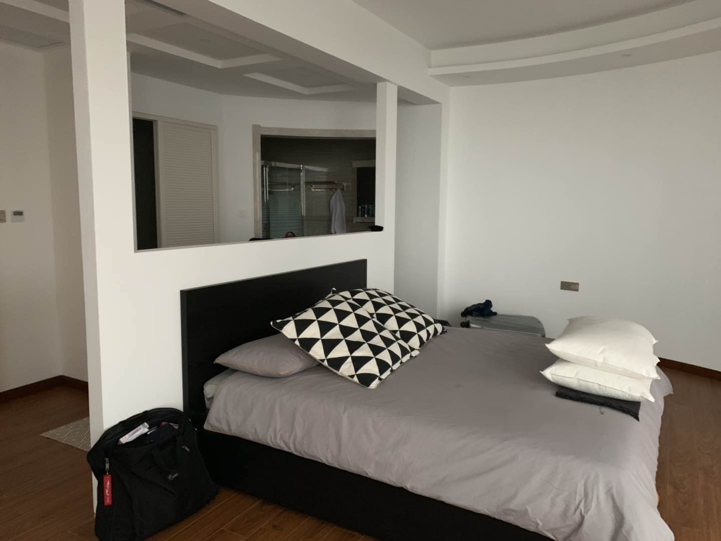 Bedrooms-Master Bedroom