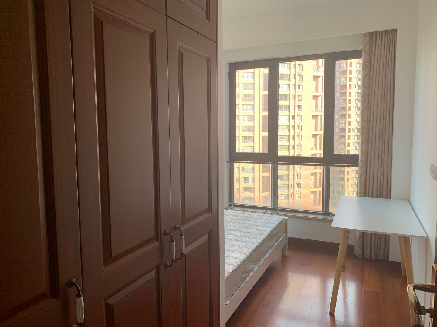 Bedrooms-4th Bedroom