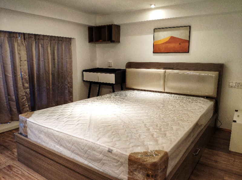 Bedrooms-Master Bedroom