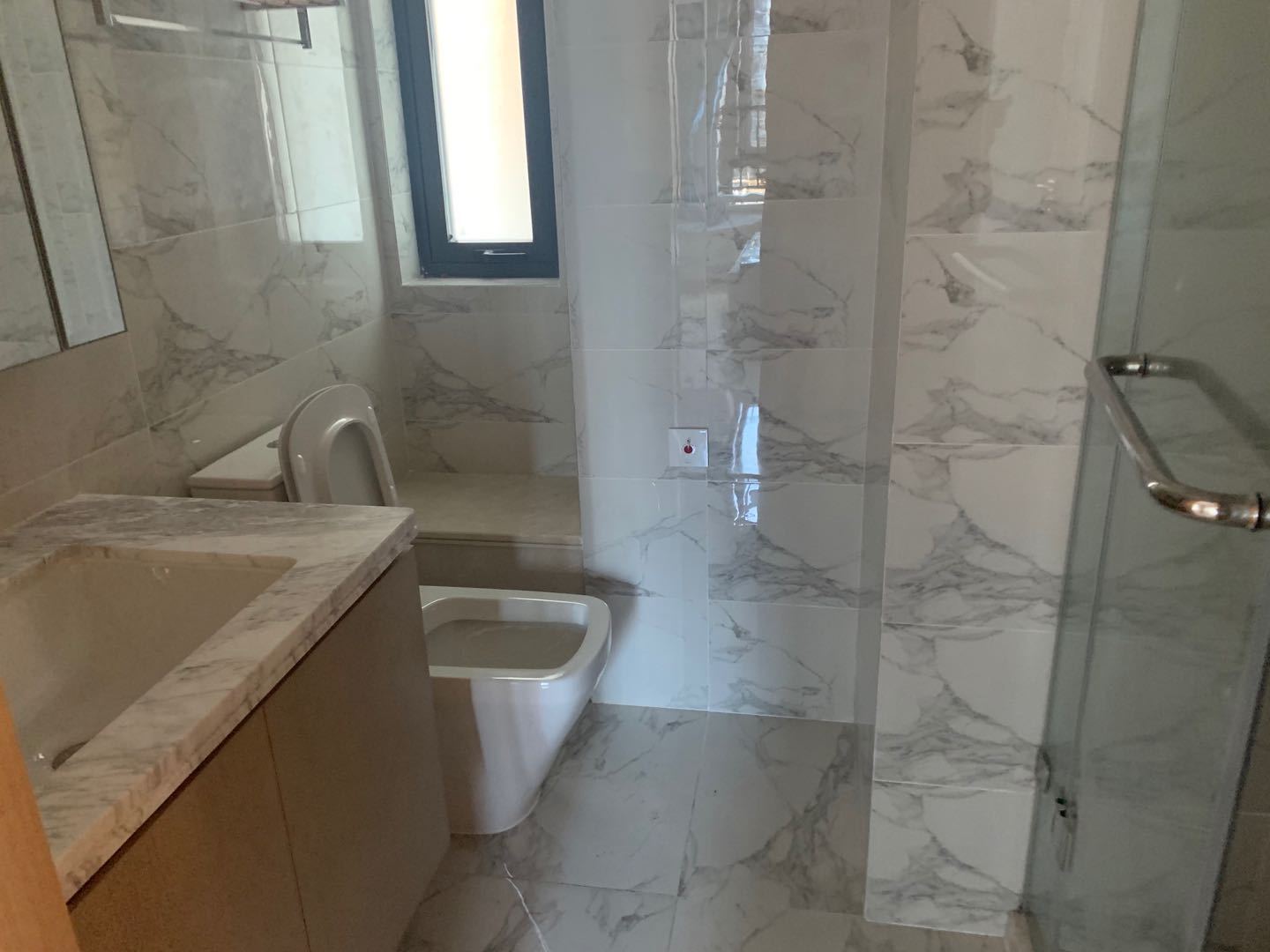 Bathrooms-Master Bathroom